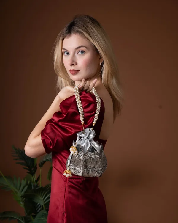 Midnight_Mirage_–_Luxury_Silver_Beaded_Lotus_Potli_Bag_with_Pearl_Handle